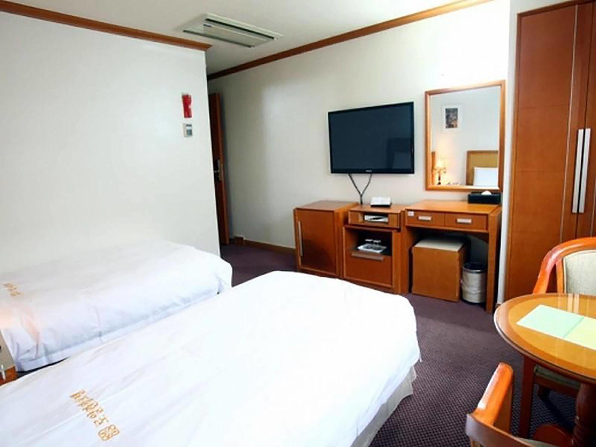Suncheon Royal Tourist Hotel Exterior foto
